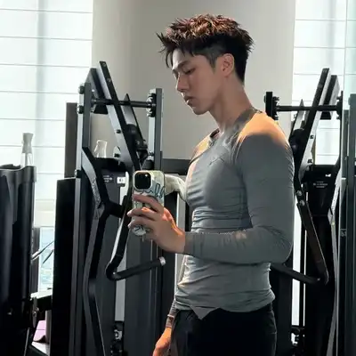 黄巧梓